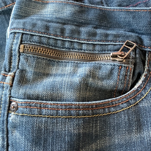 RARE Style LEVIS RED JEANS - Picture 5 of 8